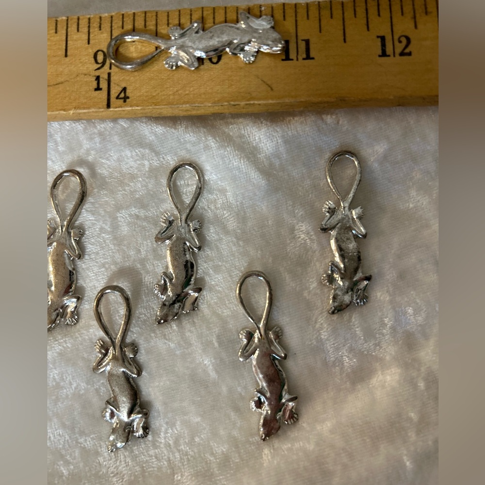 ! Necklace Pendant, Reptile, all 12 included in price, Jewelry Supplies,New